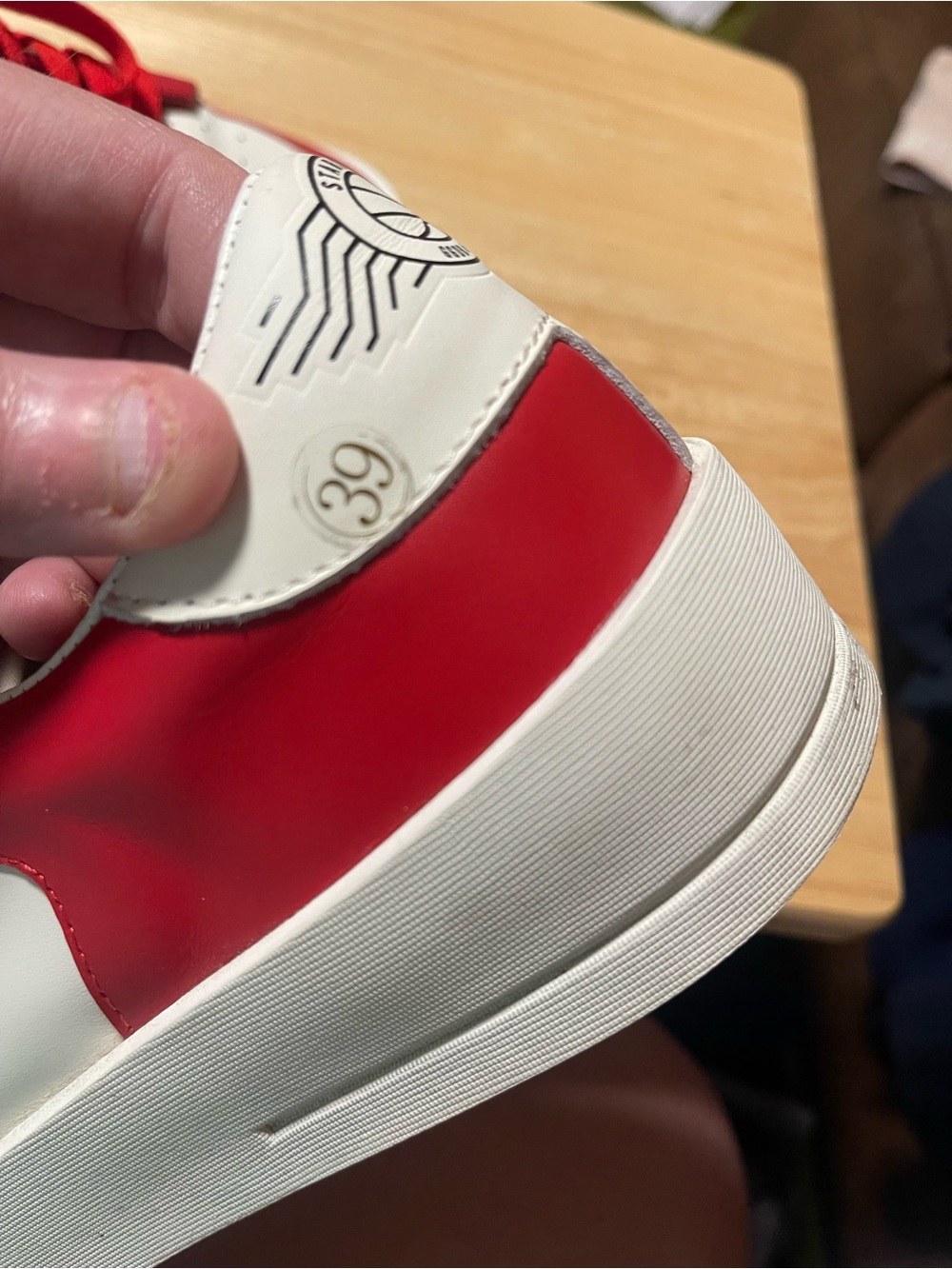 Golden Goose Stardan Red White Mens 9. Excellent - Picture 7 of 12
